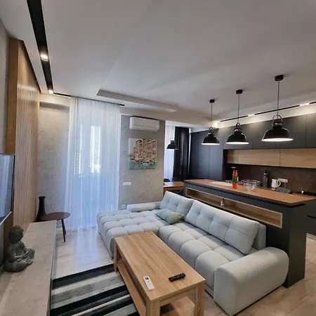 Diplomat Deluxe Apartment Chisinau Exterior photo