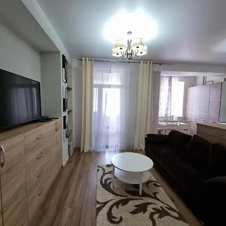 Diplomat Deluxe Apartment Chisinau Exterior photo